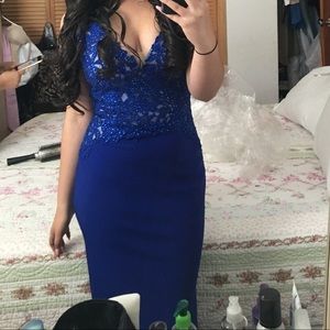 Morrel Maxie Long Blue Prom Dress